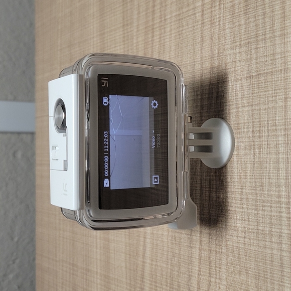 Yi Lite Action Camera Waterproof Case Kit - Picture 6 of 10